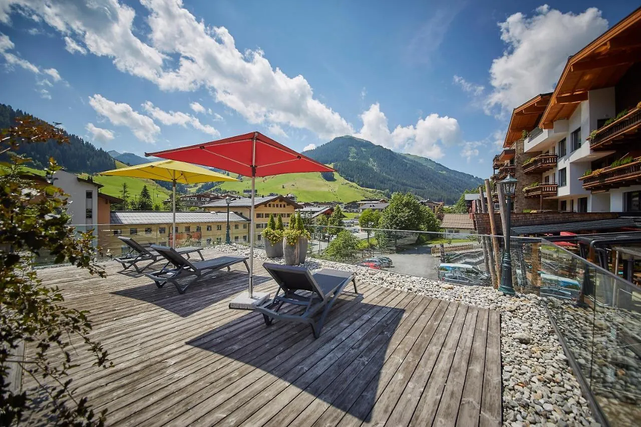 Thomsn Central Hotel & Appartements Saalbach-Hinterglemm
