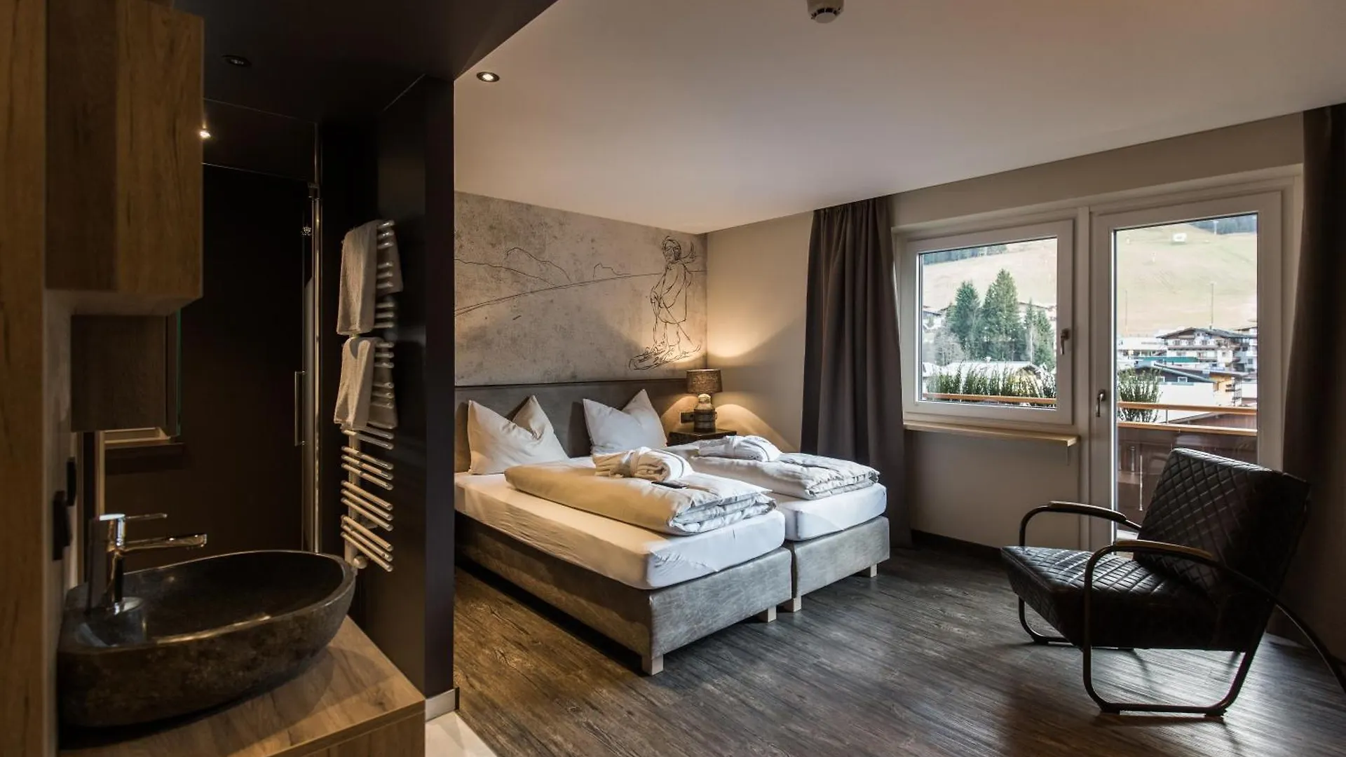 *** Aparthotel Thomsn Central Hotel & Appartements Saalbach-Hinterglemm Austria