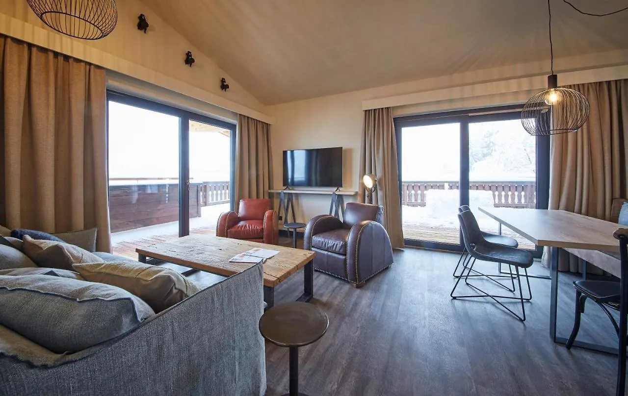 Thomsn Central Hotel & Appartements Saalbach-Hinterglemm 3*,  Austria